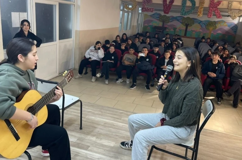 Balıkesir’de okullarda Aile ve Oyun temalı etkinlikler başladı