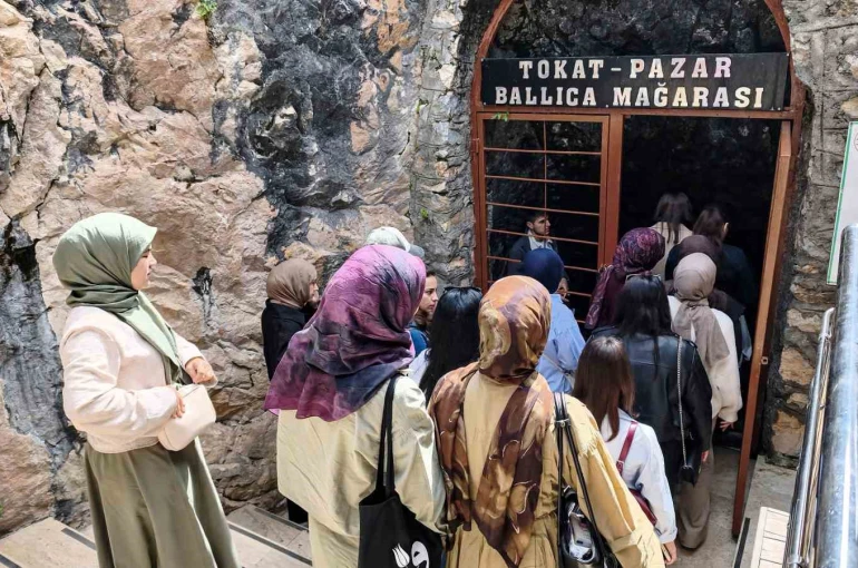 Ballıca Mağarası’ndaki sarkıtlar mest ediyor