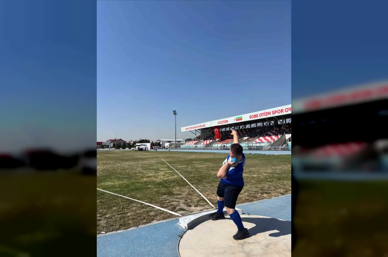Bandırmalı sporcu Mehmet Talat Uçar, Türkiye ikincisi oldu