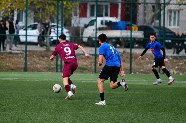 Bandırmaspor U19’un golcüsü Ömer Faruk Çakmak yeni sezona hazır