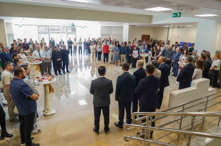 BARÜ ailesi geleneksel bayramlaşma programında bir araya geldi