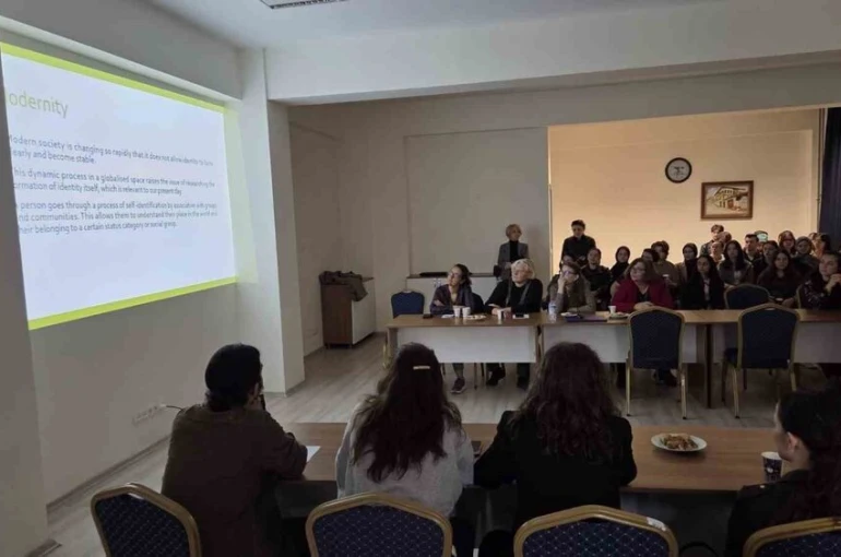 BARÜ’de Ukrayna Lviv Ivan Franko Ulusal Üniversitesi iş birliğinde uluslararası panel düzenlendi 