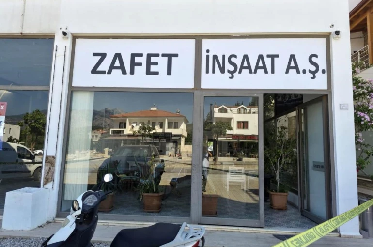 Başında silahla vurulmuş halde bulunan iş adamı hayatını kaybetti