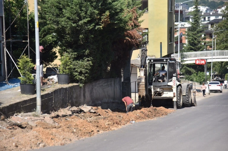 Başiskele Cumhuriyet Caddesi yeni yüzüne kavuşuyor