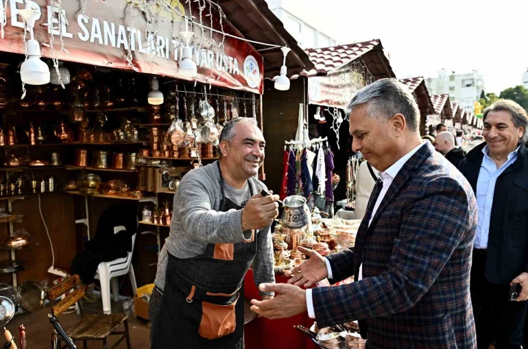 Başka Uysal’dan Yeni Yıl Çarşısı’na davet