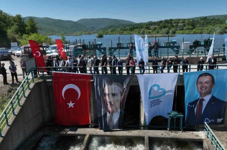 Başkan Akın’dan çiftçiye destek 