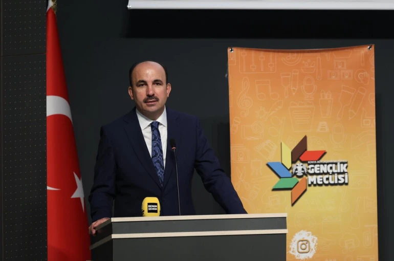 Başkan Altay: "Ülkemizin geleceğine imza atacak bir nesil yetiştirmek için çaba sarf ediyoruz"