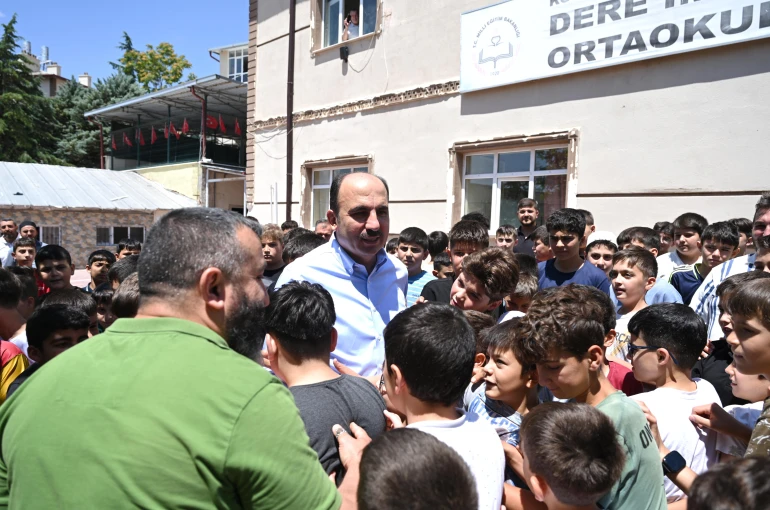 Başkan Altay Yaz Kur’an Kursu öğrencileriyle bir araya geldi