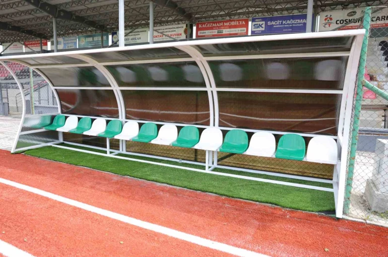 Başkan Arslan:"Sporcularımızın modern bir alanda ter dökecek olması bizler için gurur verici"