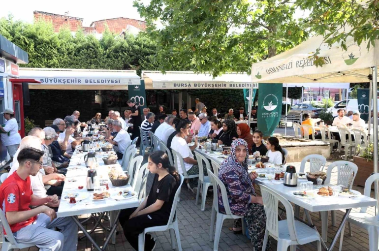 Başkan Aydın mahalle buluşmalarını Alemdar’da sürdürdü