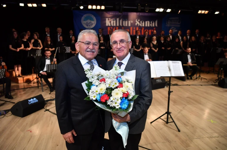Başkan Büyükkılıç: "Kültür olmadan olmaz, sanat olmadan olmaz"