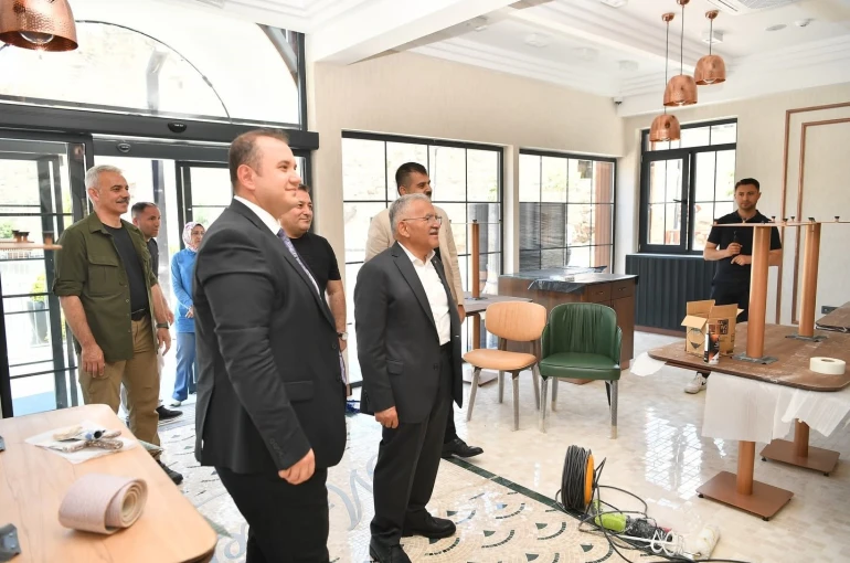 Başkan Büyükkılıç, MÜLHEM Kayseri Mutfağı’nda incelemelerde bulundu