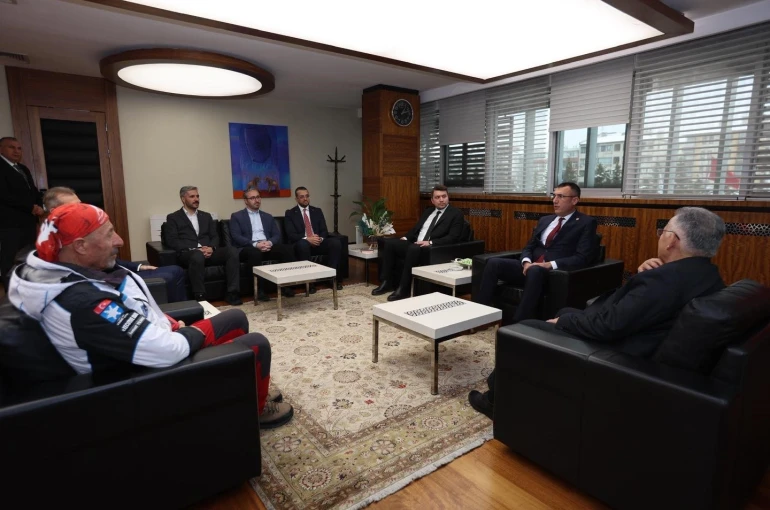 Başkan Büyükkılıç, Türkiye Dağcılık Federasyonu heyetini ağırladı