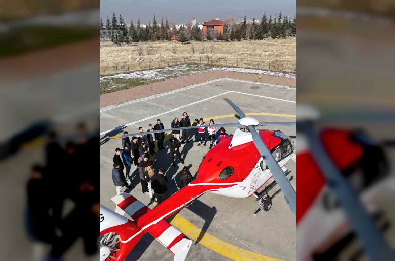 Başkan Büyükkılıç’ın özel projesi Bilişim Akademisi’nin öğrencileri, havacılık teknolojilerini yerinde inceledi