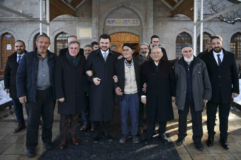 Başkan Büyükkılıç’tan Hacılar’da Ramazan’ı Şerif ziyaretleri