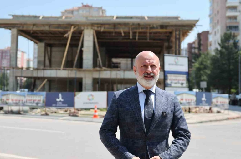 Başkan Çolakbayrakdar: "Bilginin, eğitimin ve sosyal hayatın merkezi olacak yeni bir eseri daha kazandırıyoruz"