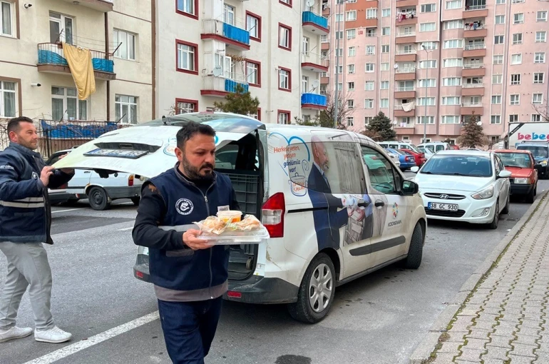 Başkan Çolakbayrakdar: "Büyüklerimizin hayır dualar, en kıymetli gücümüz"