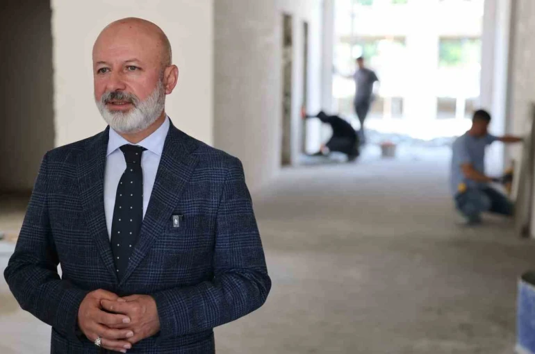 Başkan Çolakbayrakdar: "Erciyesevler’e yakışan modern bir sağlık merkezi inşa ediyoruz"