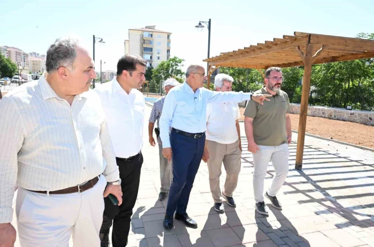 Başkan Er: "Malatya’nın dört bir yanına tesis yapıyoruz"