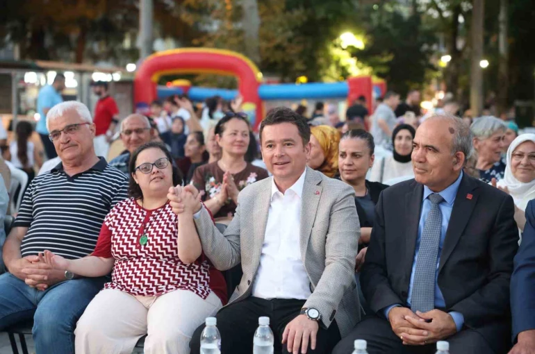 Başkan Erkan Aydın şenlik coşkusuna ortak oldu