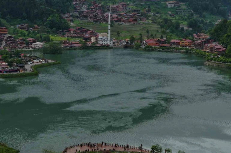 Başkan Genç: "Marjinal bir grup Trabzon turizmini, Trabzon’a gelen turistleri yargılamak istiyor"