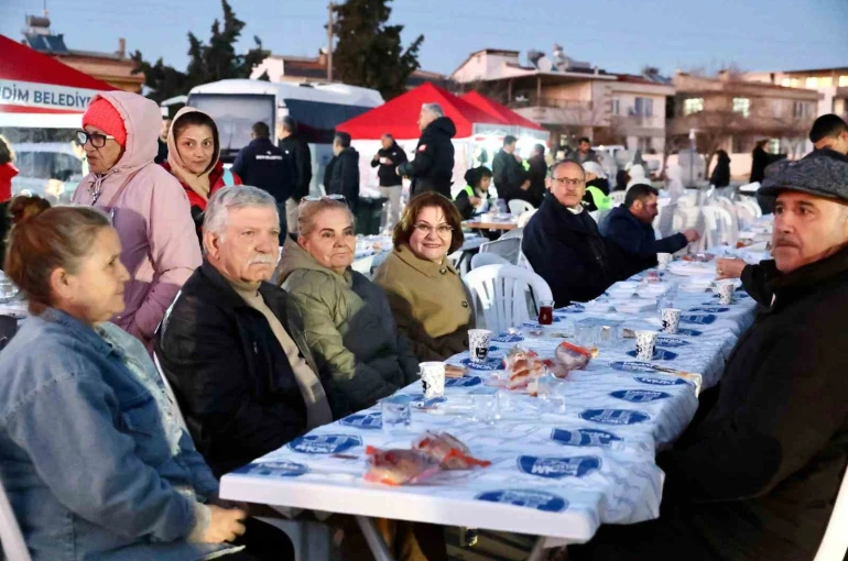 Başkan Gençay: "Sofralarımız paylaştıkça güzelleşiyor"