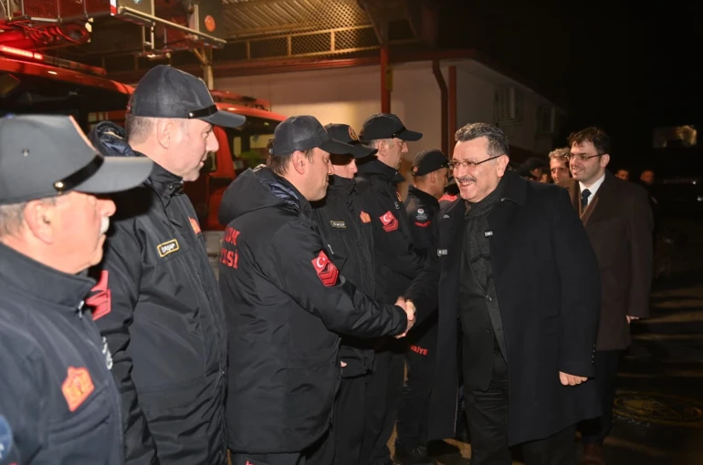 Başkan Genç’ten yılbaşında görev yapan personele ziyaret