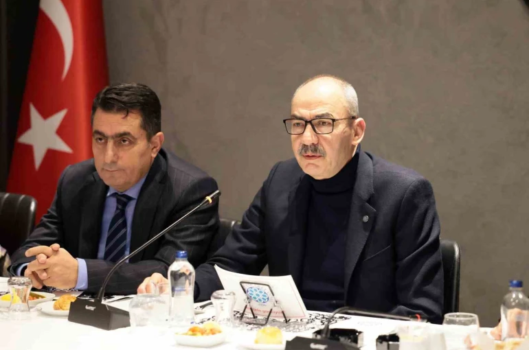Başkan Gülsoy: "Kayseri’nin alın terine, marka değerine göz dikenlere geçit yok"