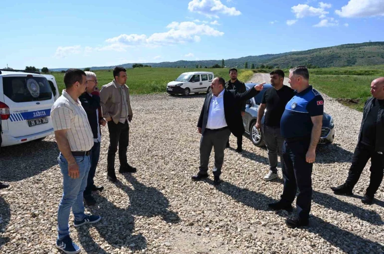 Başkan Hamamcı, TOKİ bağlantı yolu ve İsmetpaşa Mahallesi’nde inceleme yaptı