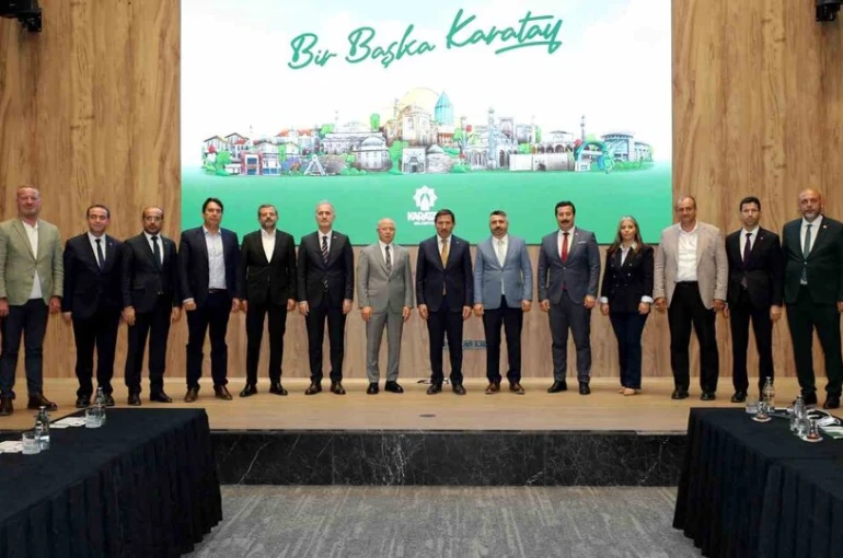 Başkan Kılca, Karatay’ın yatırımlarını Bursa heyetine anlattı