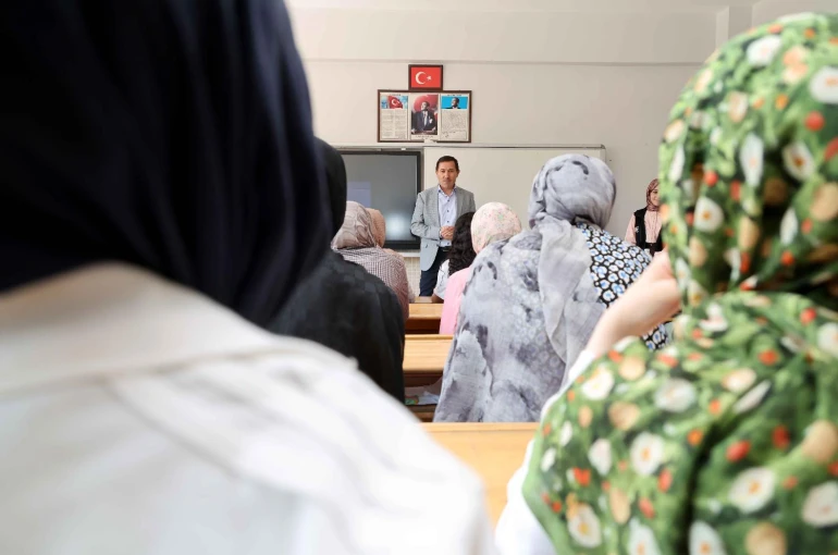 Başkan Kılca, yaz okullarında öğrencilerle buluştu