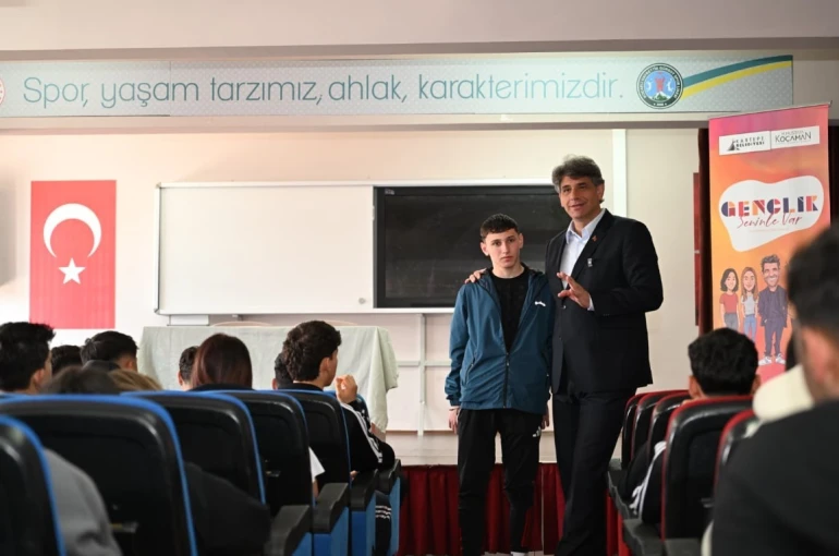 Başkan Kocaman gençlere kariyer tavsiyesi verdi