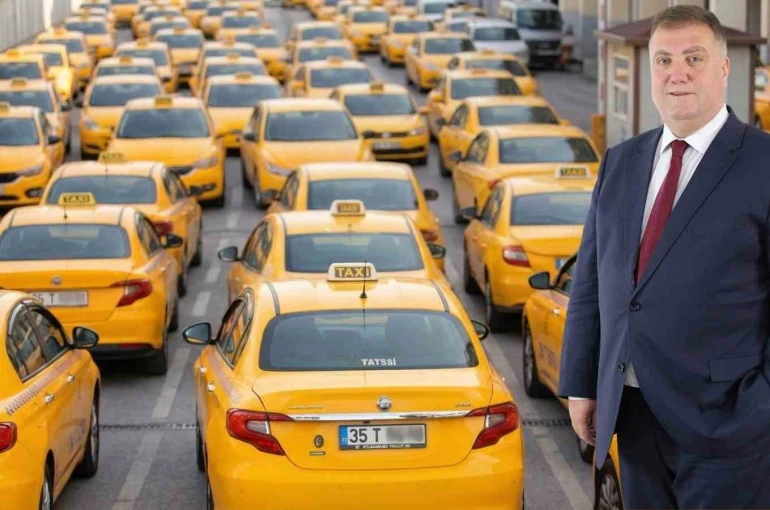 Başkan Özkan: "Taksici tur düzenlemiyor, yolcusunu taşıyor" 