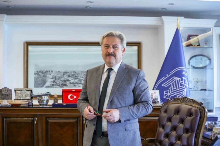 Başkan Palancıoğlu: "Kadir Gecesi; arınmanın, birlik ve beraberliğin çağrısıdır"