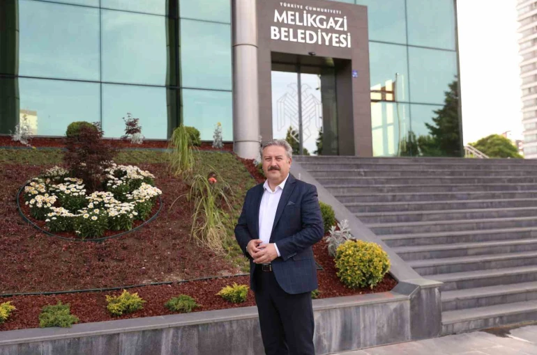 Başkan Palancıoğlu Yıldırım Beyazıt’ta yeni ortaokul için butona bastı