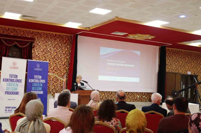 Başkan Prof. Dr. Açık, "Amacımız tütünsüz ve nikotinsiz bir gelecek için ortak bir yol haritası oluşturmak" 