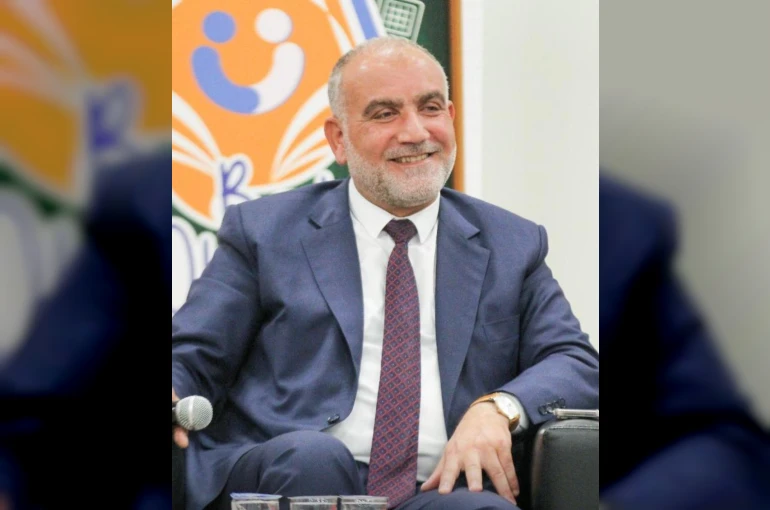 Başkan Sandıkçı: "Öğrencilerimizin tamamına burs desteği sağlıyoruz"