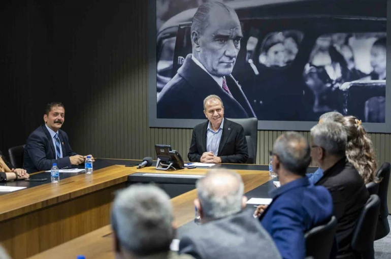Başkan Seçer: "Muhtarlar, vatandaşla aramızda köprü görevini gören makamlardır"