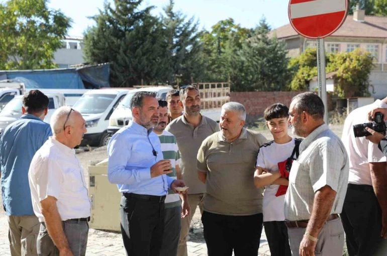 Başkan Şerifoğulları, "Şehrimizin her köşesine hizmet etmeye devam edeceğiz"