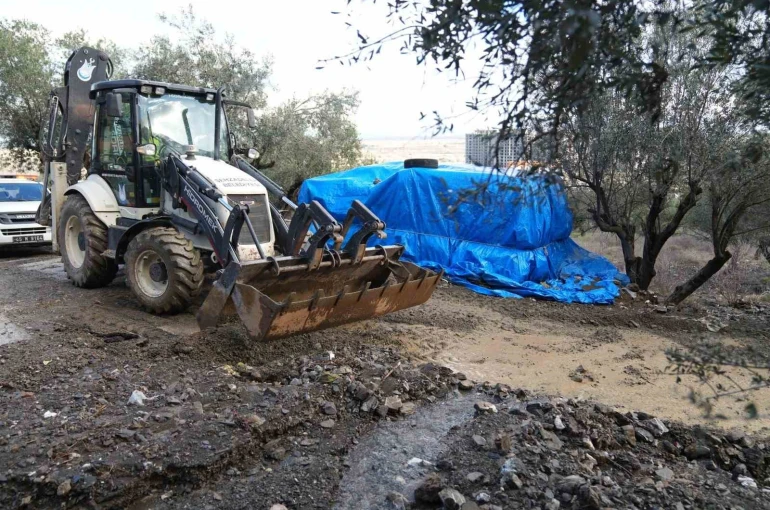 Başkan Şimşek yağıştan etkilenen mahallelerde incelemelerde bulundu