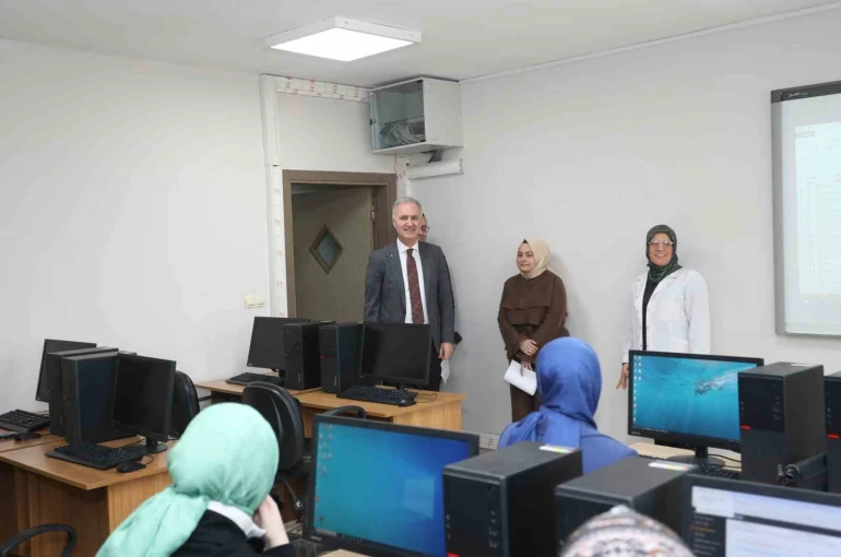 Başkan Taban’dan İNESMEK kursiyerlerine ziyaret