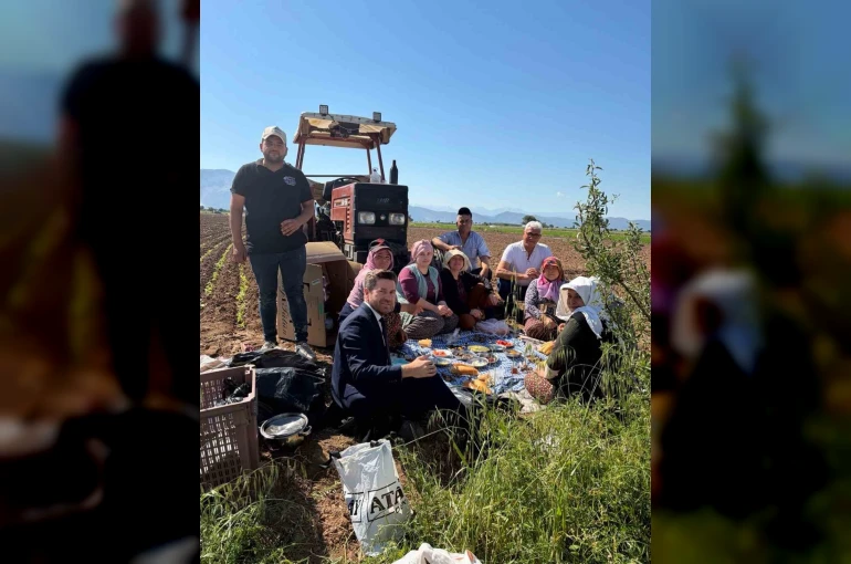 Başkan Tatık’tan tütün emekçilerine sabah ziyareti