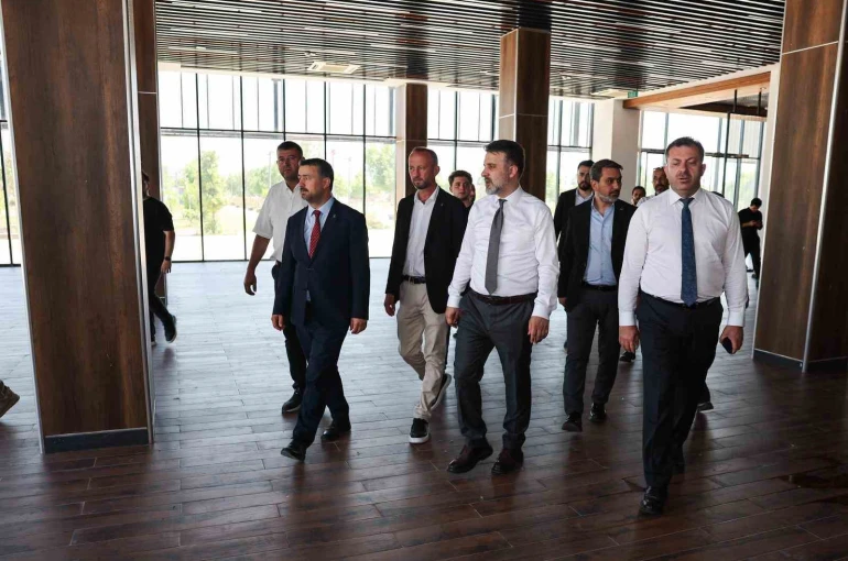 Başkan Vekili Biba: "Mustafakemalpaşa hak ettiği hizmetleri alacak"