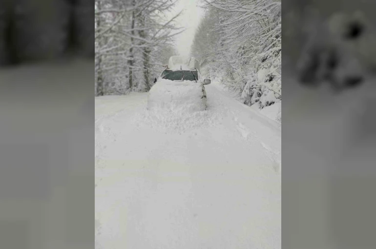 Başkent EDAŞ zorlu kış şartlarında 7/24 sahada mücadele ediyor 