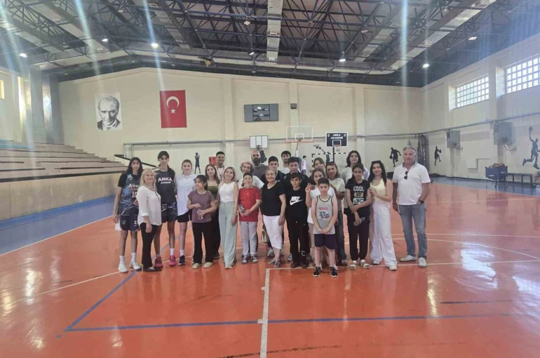 Basketbol ile eğlendiler