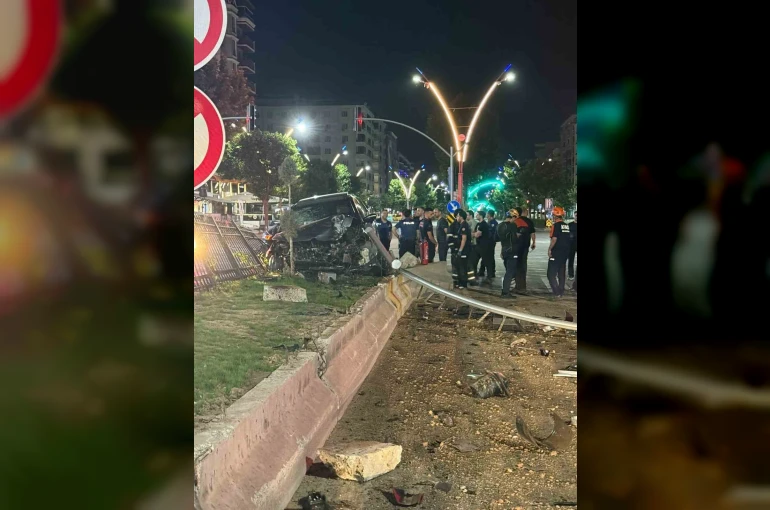 Batman’da araçlar çarpıştı: 3 yaralı