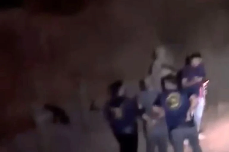 Batman’da saklandığı evden kaçtı, arazide yakalandı