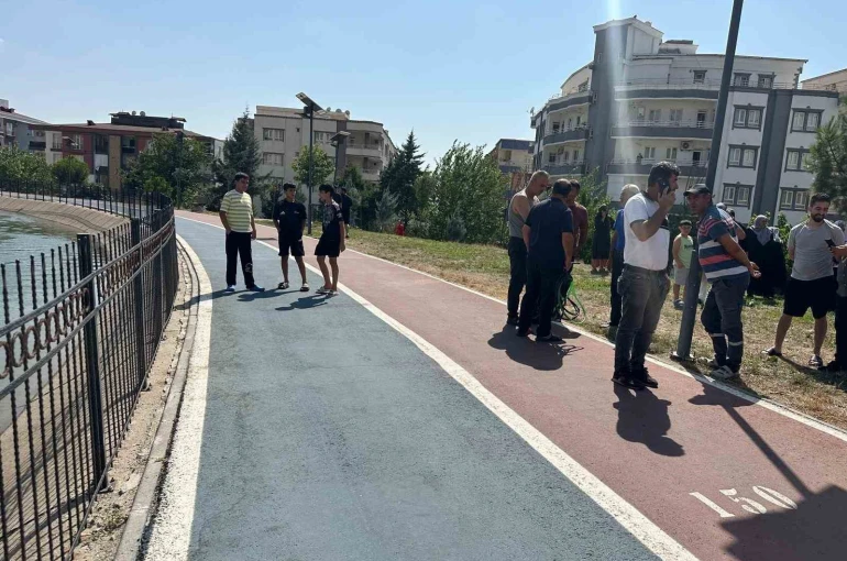 Batman’da selfie çekerken sulama kanalına düştü, vatandaşlar kurtardı