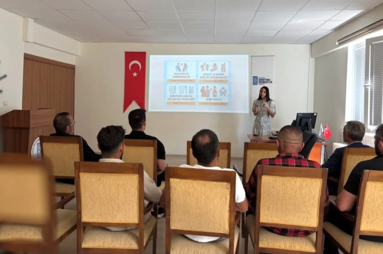 Bayburt DSM’de sigara ve madde bağımlılığı semineri düzenlendi