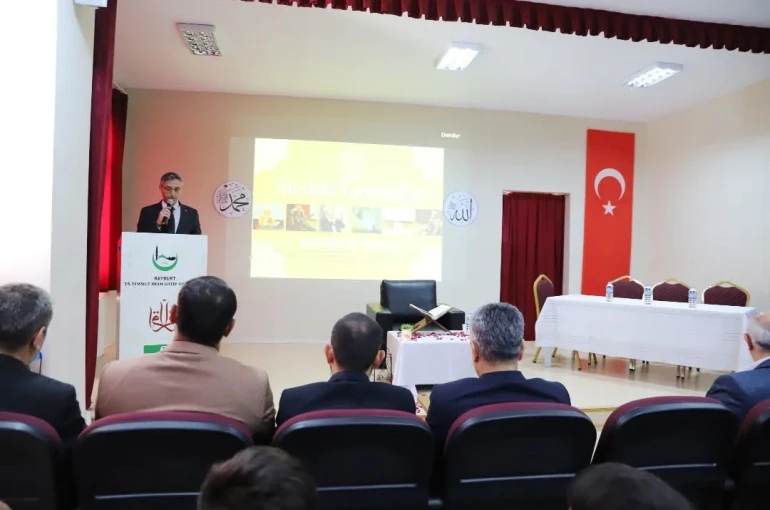 Bayburt’ta imam hatip ortaokulları arasında mesleki yarışmalar düzenlendi